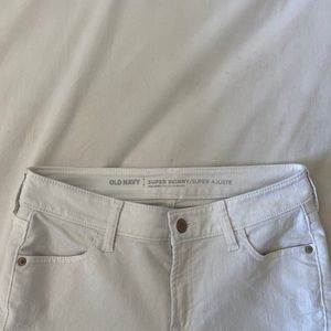 white skinny jeans